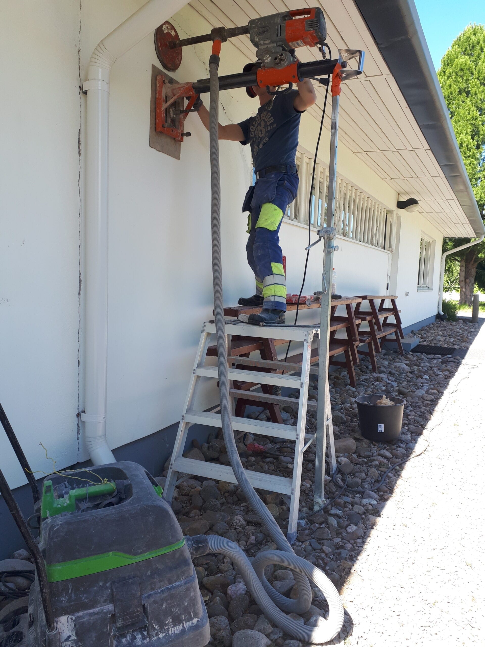 Timanttityö Syri – Kuivaporausta